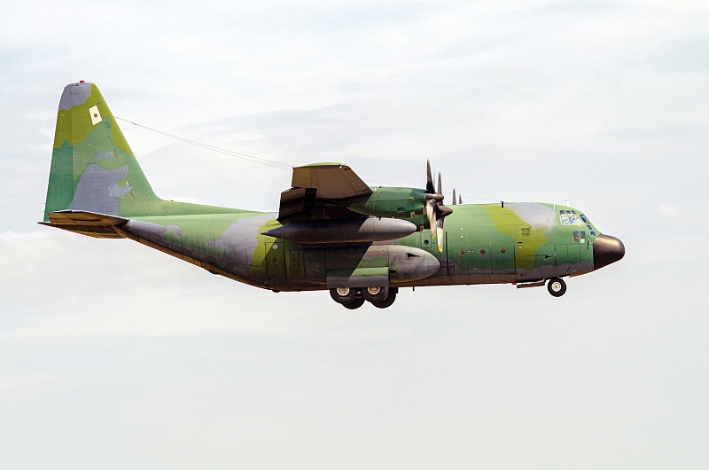 深圳到伍尔弗汉普顿服装快反空运