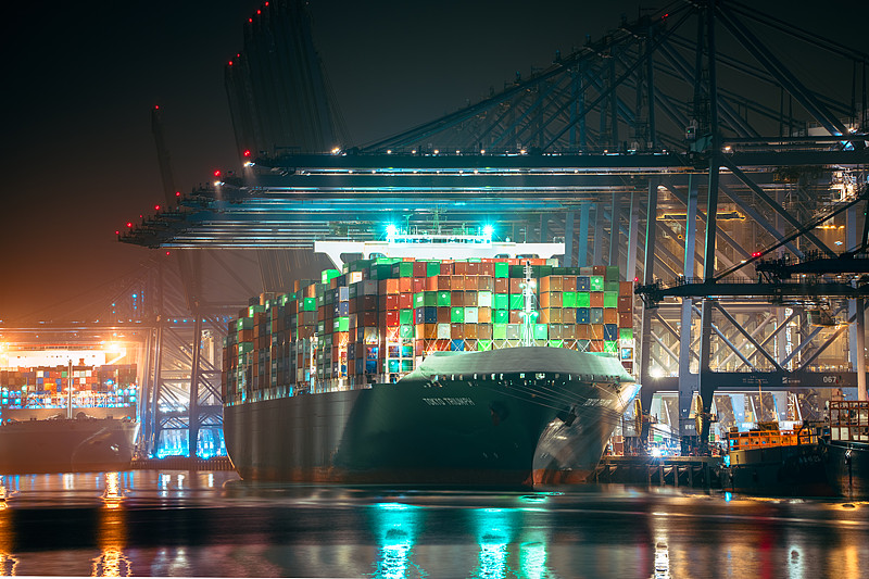 经由中国厦门将观赏鱼邮寄到英国考文垂