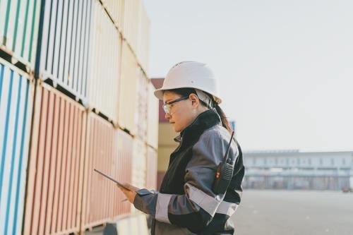 中国广东深圳到剑桥集装箱船运输封闭型海运走廊