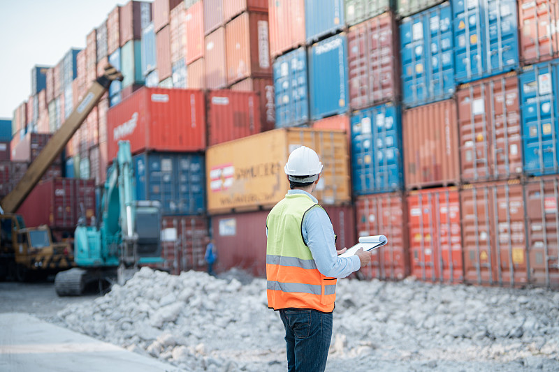 从中国厦门将杨梅苗寄到英国曼彻斯特