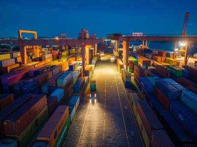 从中国西安把化妆品寄到英国普利茅斯