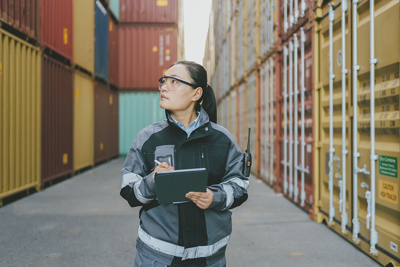 中澳海运专线和空运专线的优缺点分别是什么