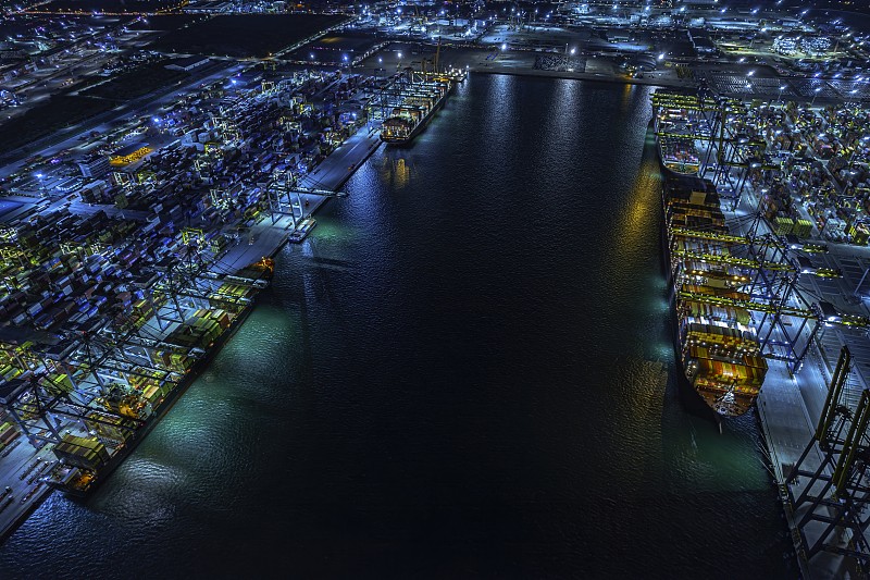 邮寄化妆品到英国 邮寄化妆品到英国