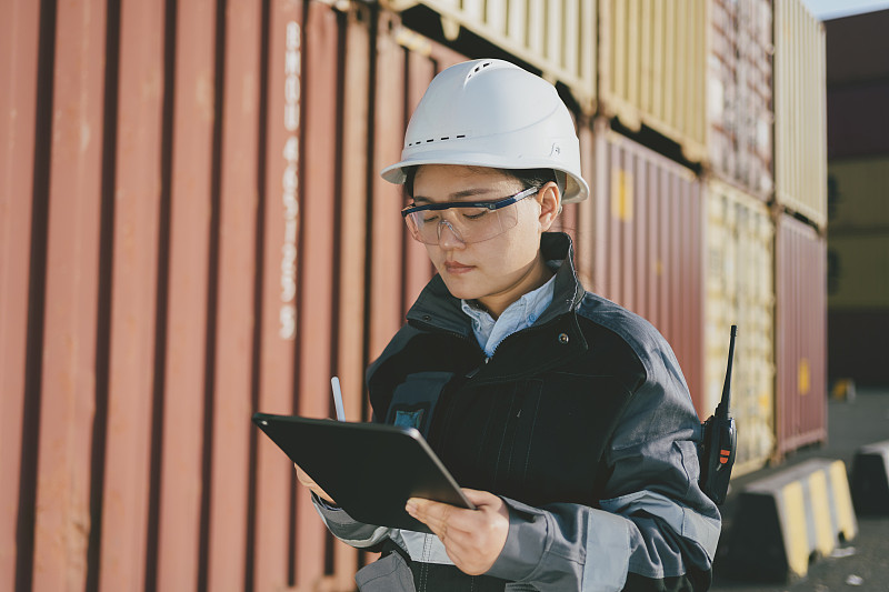 寄递国际快递时，关税是如何计算的？