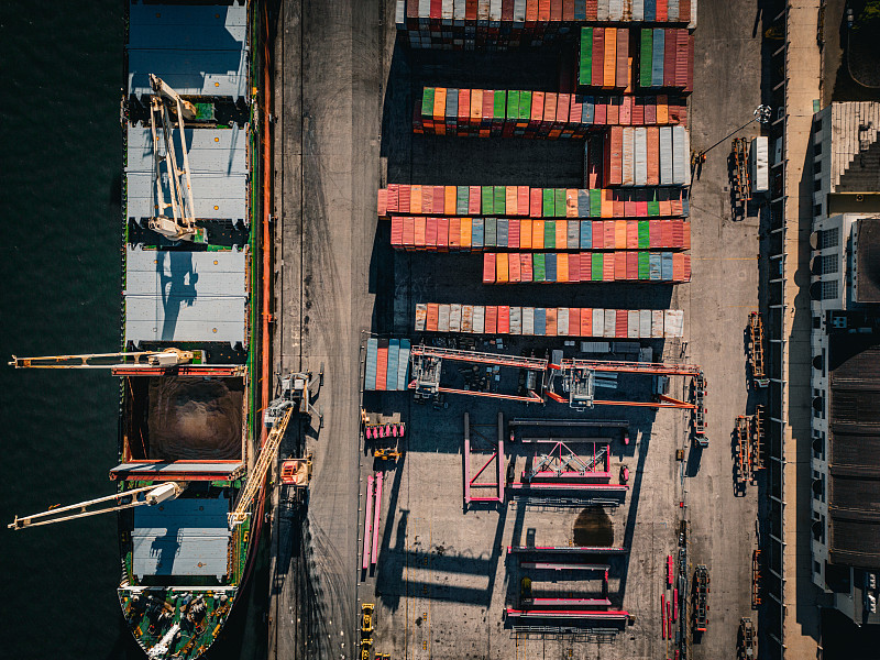 发海运到英国可以停靠哪些港口