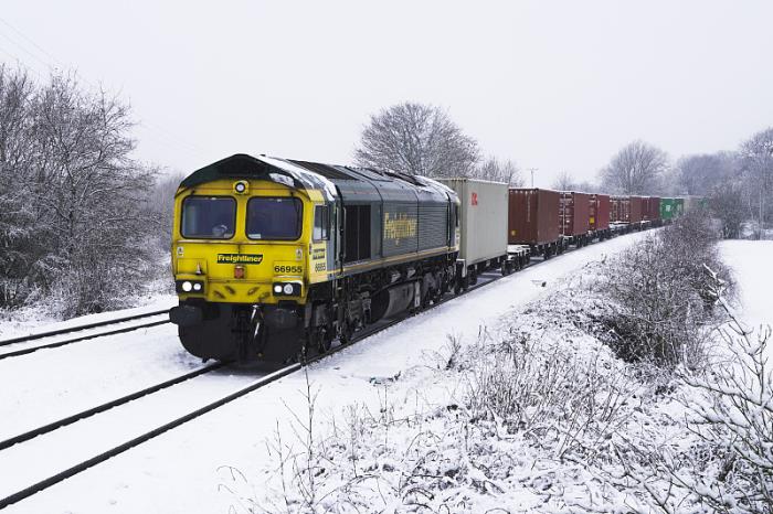 华泰富盈（深圳）国际物流有限公司