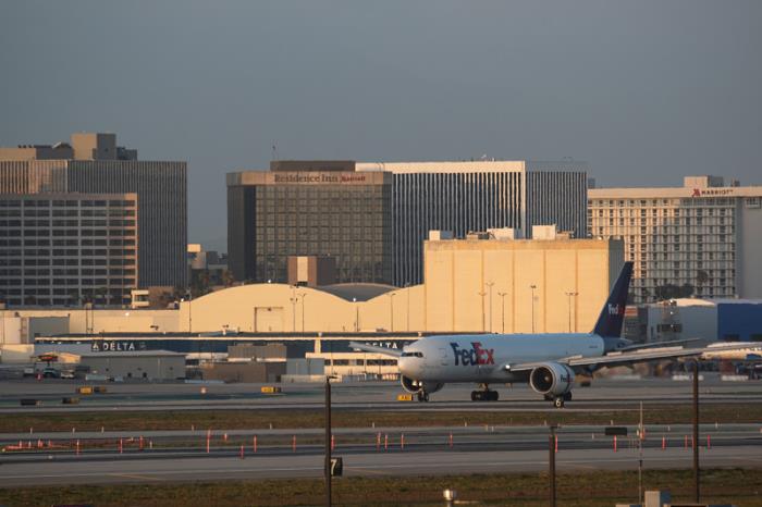 深圳市诚骏豪物流有限公司