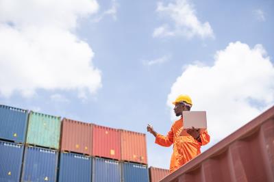 玉林市鑫飞物流有限公司