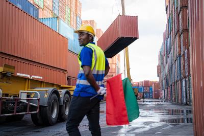 深圳市佳思特物流有限公司