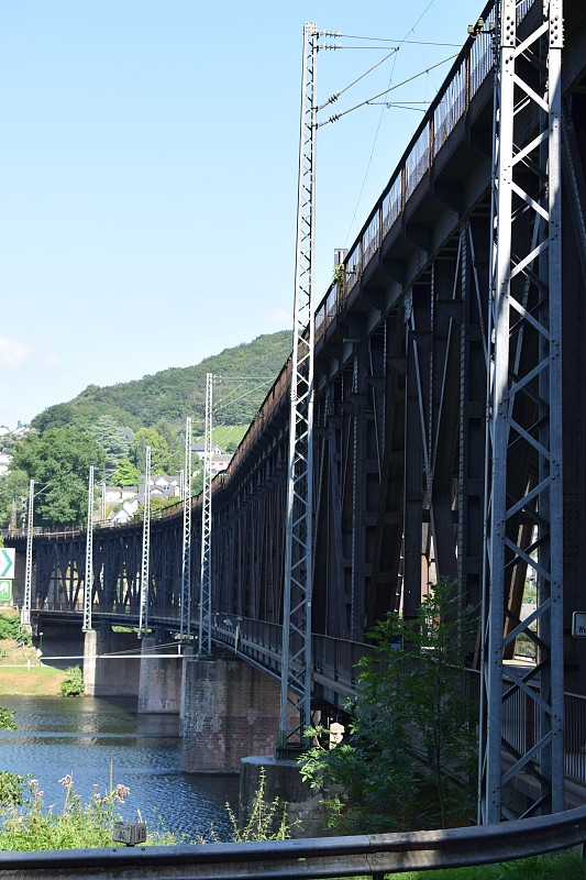 内蒙古秋同物流有限责任公司