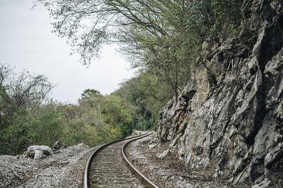 深圳市德邦物流有限公司宝安区宝源路营业部