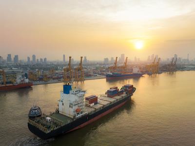 深圳市鑫辰通国际物流有限公司