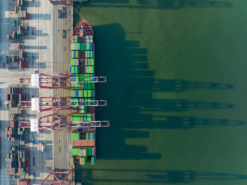 贸易术语在具体业务中的运用 贸易术语在具体业务中的运用